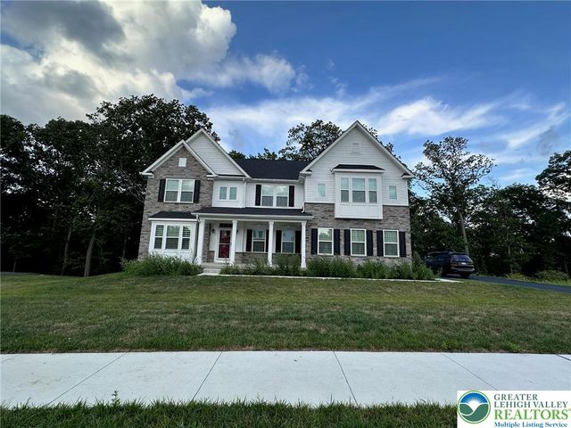 1606 watson Loop, Upper Macungie Twp, PA 18051