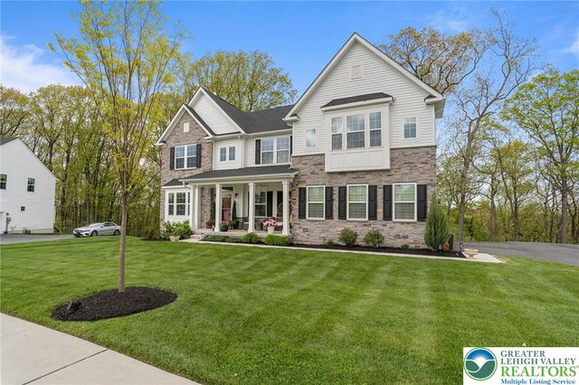 1606 watson Loop, Upper Macungie Twp, PA 18051