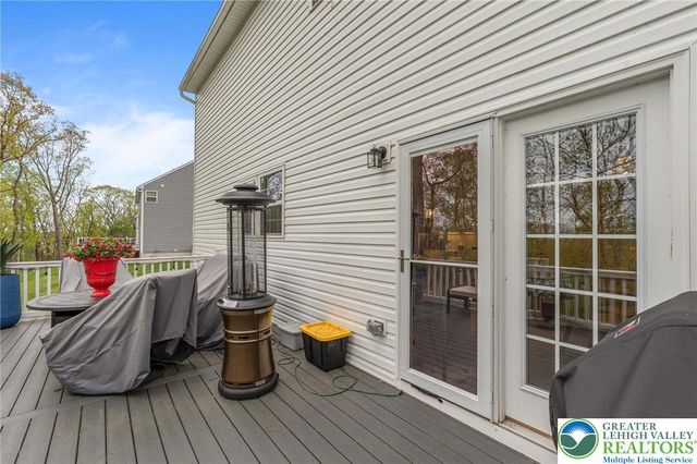 1606 watson Loop, Upper Macungie Twp, PA 18051