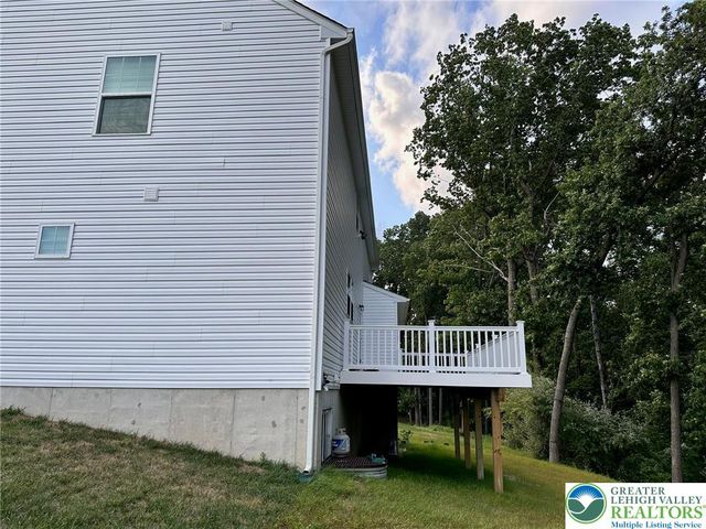 1606 watson Loop, Upper Macungie Twp, PA 18051