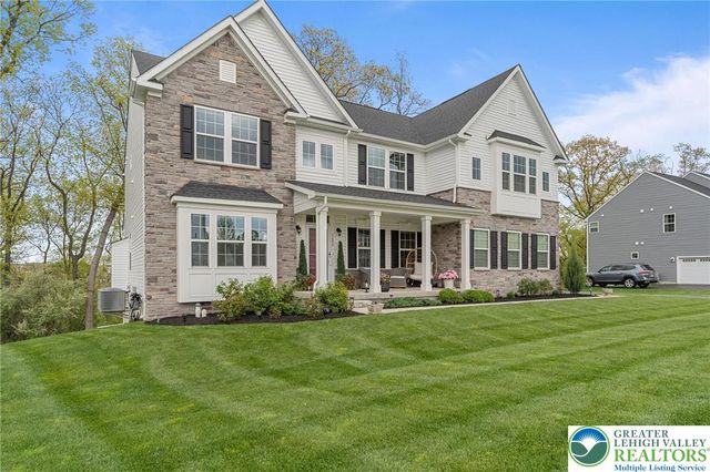1606 watson Loop, Upper Macungie Twp, PA 18051