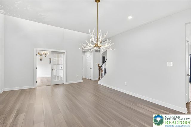 1606 watson Loop, Upper Macungie Twp, PA 18051
