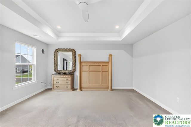 1606 watson Loop, Upper Macungie Twp, PA 18051