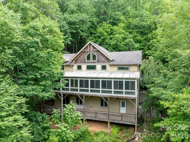82 Red Oak Drive, Mills River, NC 28759