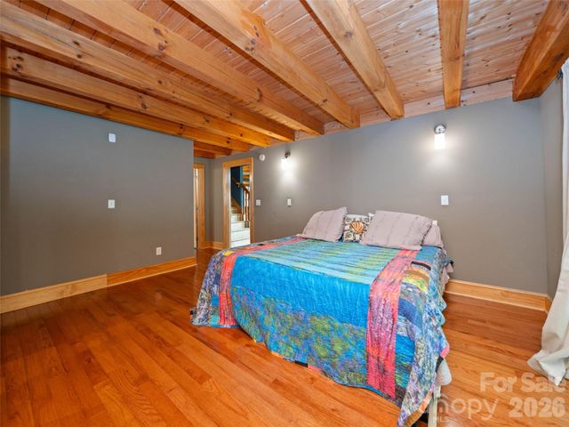 82 Red Oak Drive, Mills River, NC 28759