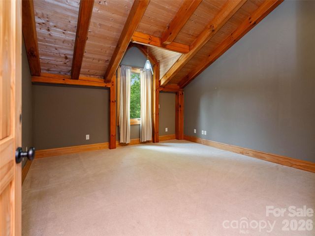 82 Red Oak Drive, Mills River, NC 28759