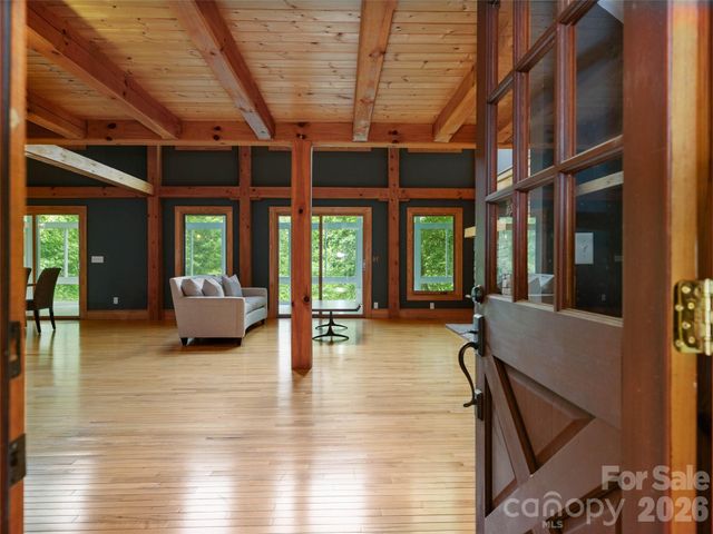 82 Red Oak Drive, Mills River, NC 28759