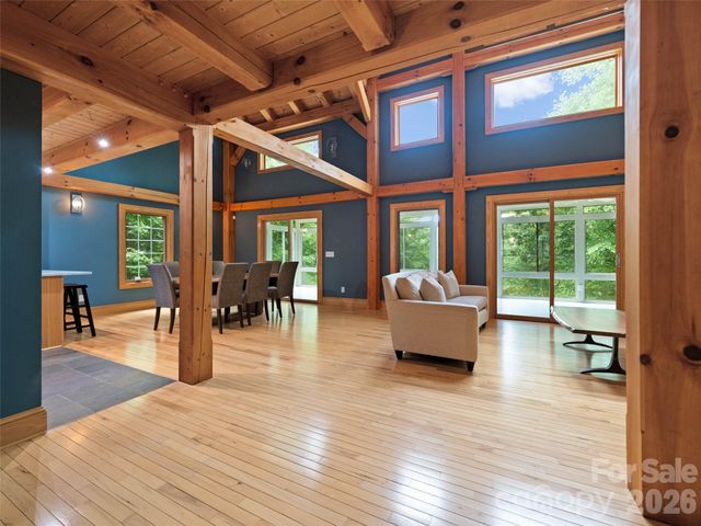 82 Red Oak Drive, Mills River, NC 28759