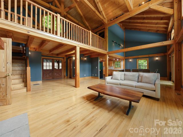 82 Red Oak Drive, Mills River, NC 28759