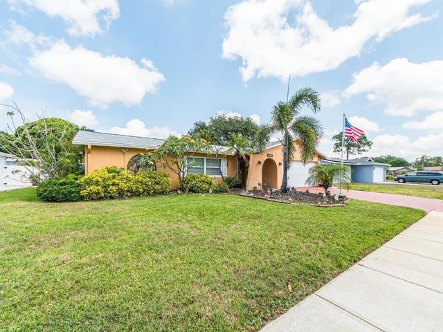 12435 MONARCH CIRCLE, Seminole, FL 33772