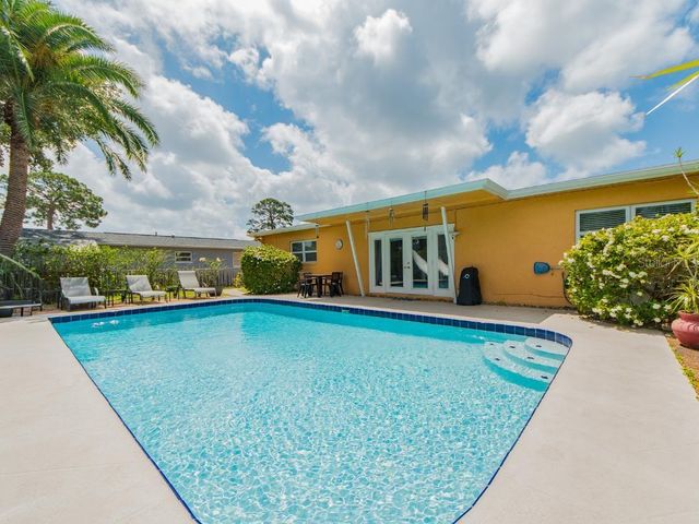 12435 MONARCH CIRCLE, Seminole, FL 33772