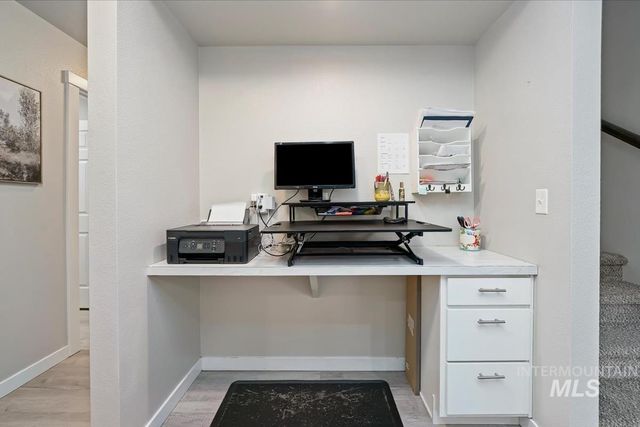 4585 W Everest St, Meridian, ID 83646