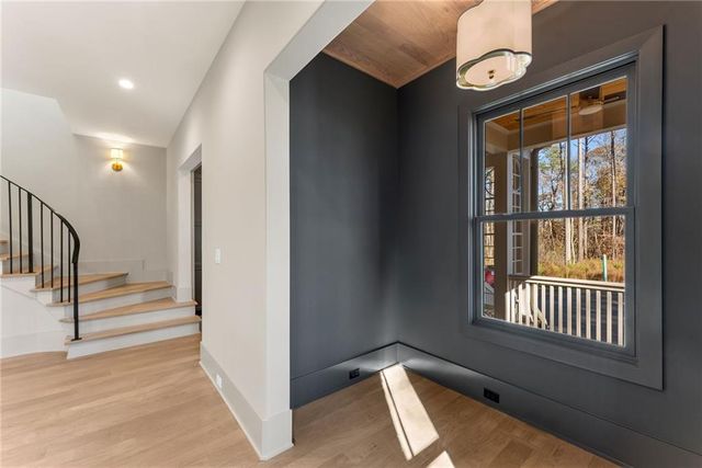 11825 Serenbe Lane, Chattahoochee Hills, GA 30268