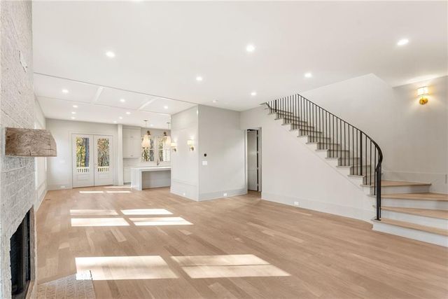 11825 Serenbe Lane, Chattahoochee Hills, GA 30268