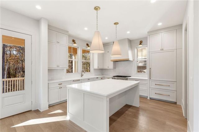 11825 Serenbe Lane, Chattahoochee Hills, GA 30268