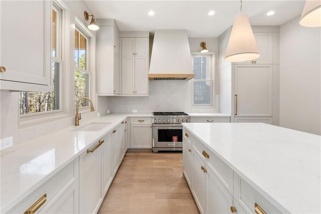 11825 Serenbe Lane, Chattahoochee Hills, GA 30268