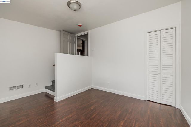 2241 Kelly St, Hayward, CA 94541