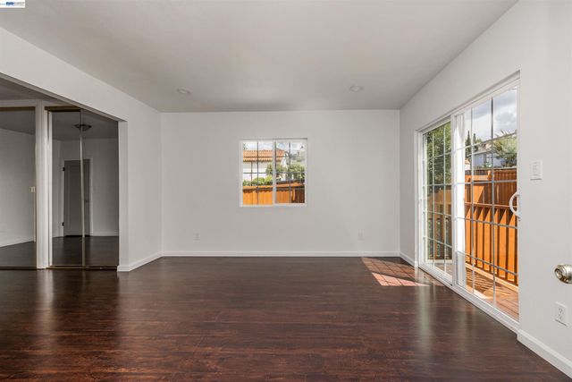 2241 Kelly St, Hayward, CA 94541