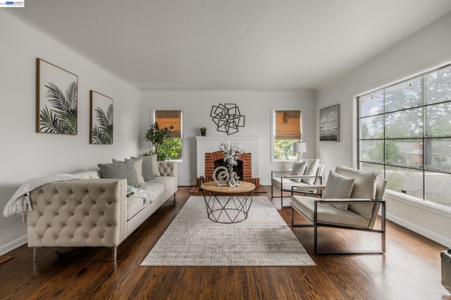 2241 Kelly St, Hayward, CA 94541