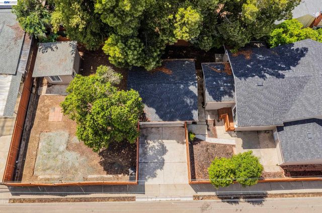 2241 Kelly St, Hayward, CA 94541