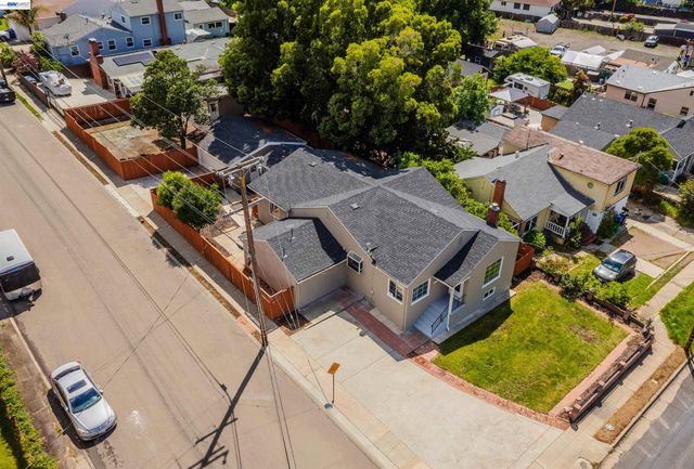 2241 Kelly St, Hayward, CA 94541