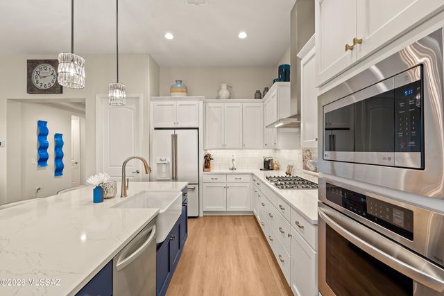 61504 E Travertine Street, Oracle, AZ 85623