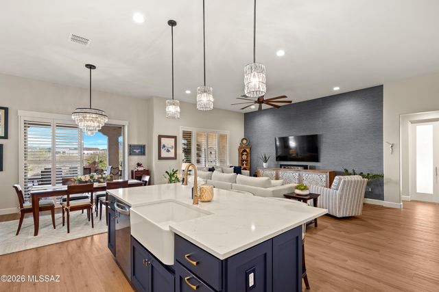 61504 E Travertine Street, Oracle, AZ 85623