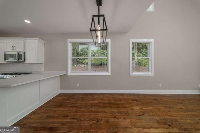 315 River Bluff Drive, Woodstock, GA 30188