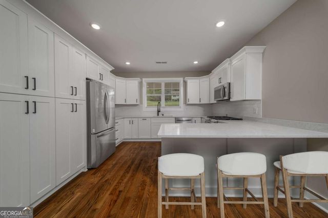 315 River Bluff Drive, Woodstock, GA 30188