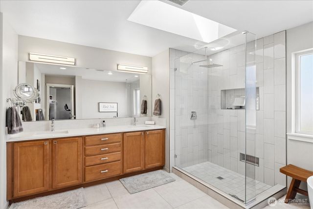 1074 Ridge Street, Mukilteo, WA 98275