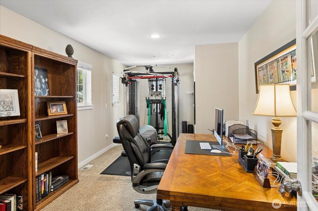 1074 Ridge Street, Mukilteo, WA 98275