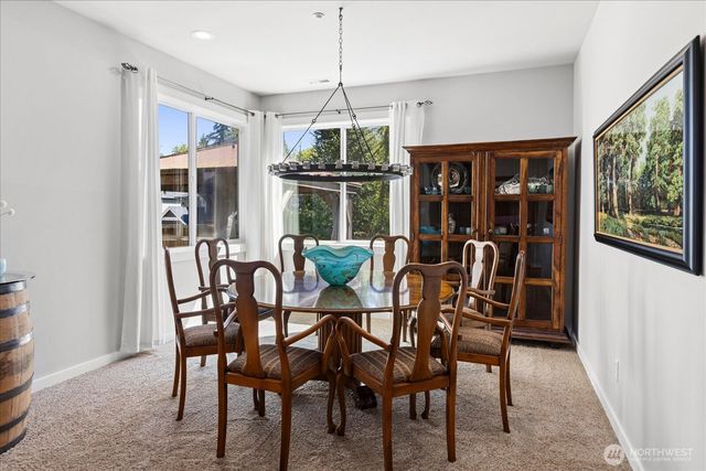 1074 Ridge Street, Mukilteo, WA 98275
