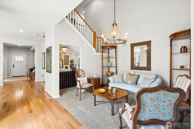 1074 Ridge Street, Mukilteo, WA 98275