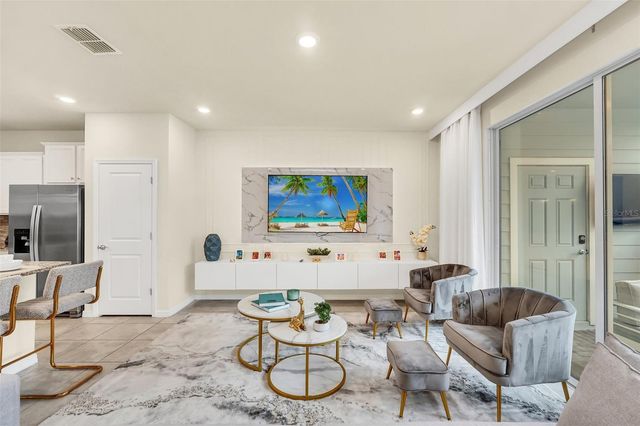 830 PARADISE DRIVE, Davenport, FL 33897