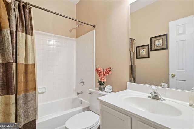 945 Club Chase Court, Roswell, GA 30076