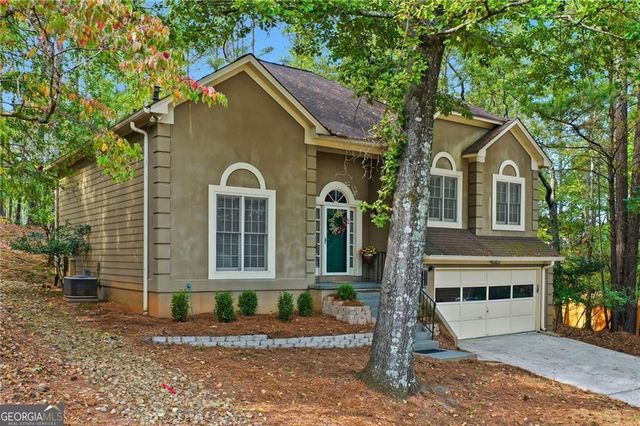 945 Club Chase Court, Roswell, GA 30076