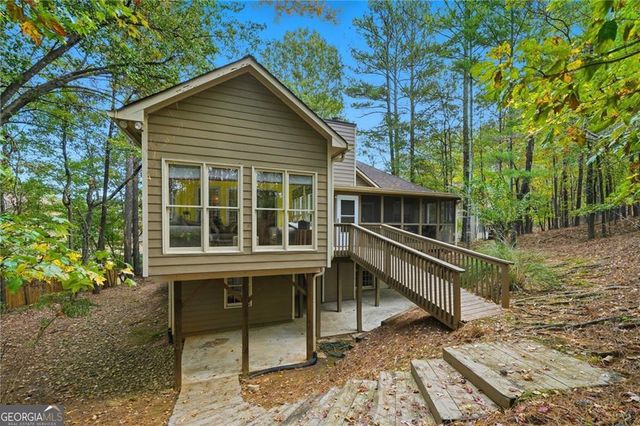 945 Club Chase Court, Roswell, GA 30076