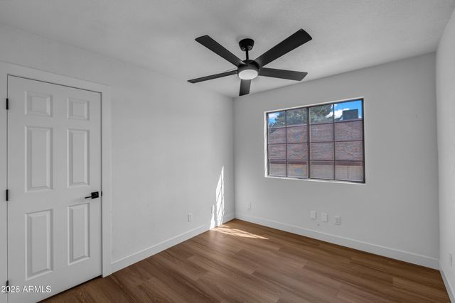 6332 W SHANGRI LA Road, Glendale, AZ 85304