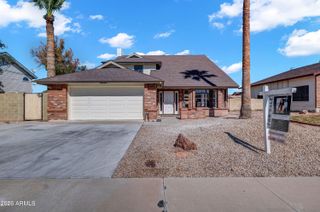 6332 W SHANGRI LA Road, Glendale, AZ 85304