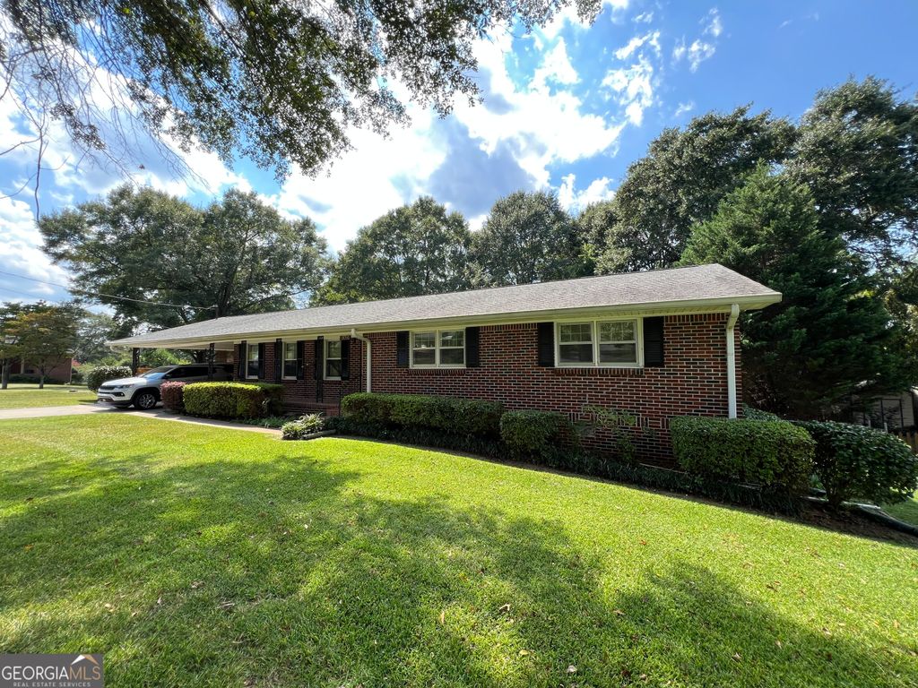 3010 Maple Road SE, Lindale, GA 30147