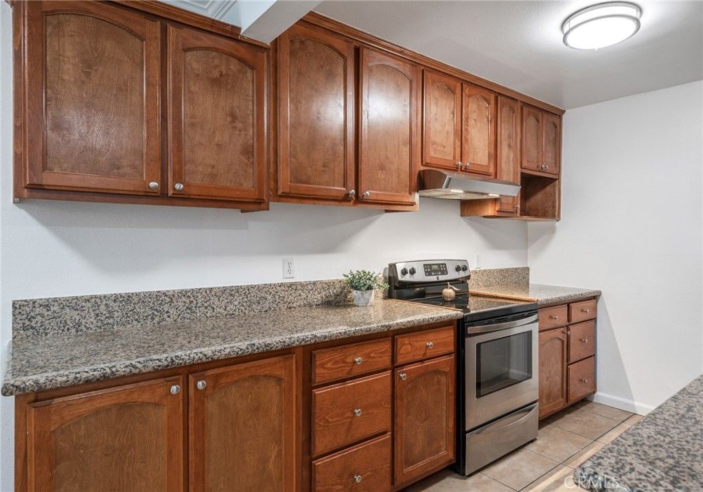 Image 10 of property listing at 378 S Miraleste Drive 426, San Pedro, CA 90732