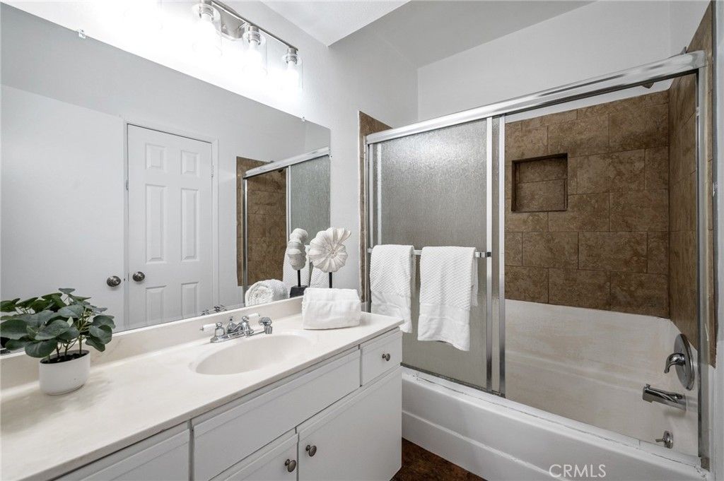 Image 21 of property listing at 378 S Miraleste Drive 426, San Pedro, CA 90732