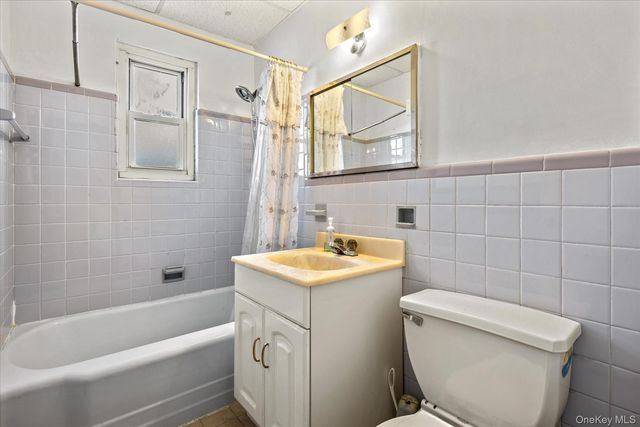 89-20 155th Avenue 20, Howard Beach, NY 11414