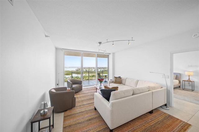 1800 BENJAMIN FRANKLIN DRIVE A1003, Sarasota, FL 34236