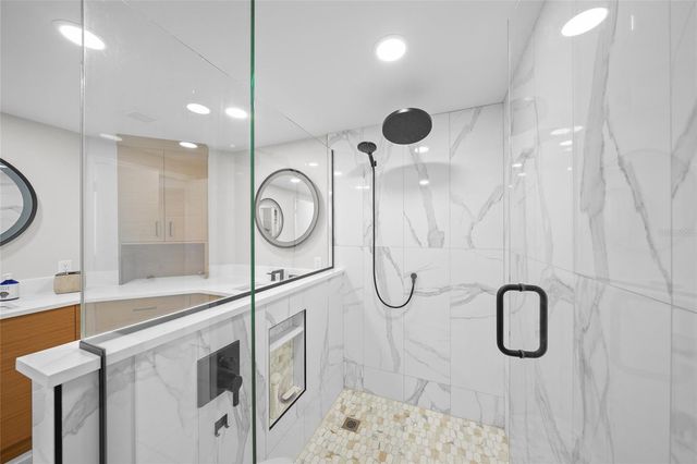 1800 BENJAMIN FRANKLIN DRIVE A1003, Sarasota, FL 34236