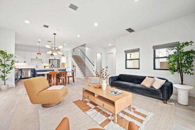 503 Havana ST A, Austin, TX 78704