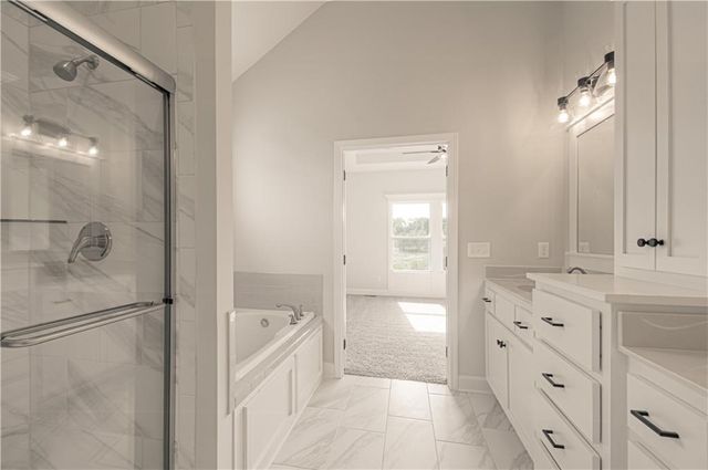 4806 NE 105th Street, Kansas City, MO 64156