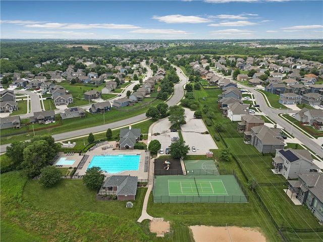 4806 NE 105th Street, Kansas City, MO 64156