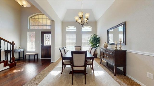 20254 Fossil Valley Lane, Cypress, TX 77433