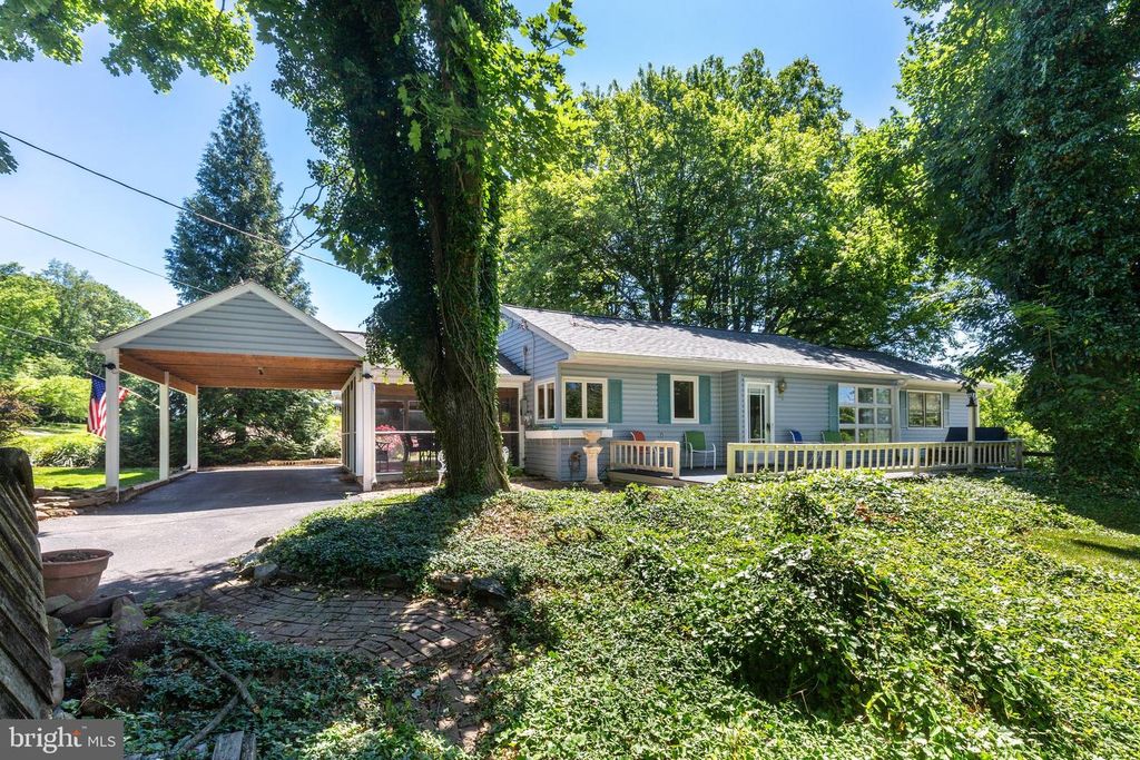 Image 1 of property listing at 1023 CHERRYTOWN RD, Westminster, MD 21158